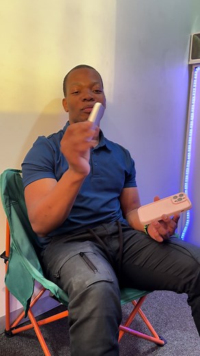 Smartphone Demonstration in a Casual Setting