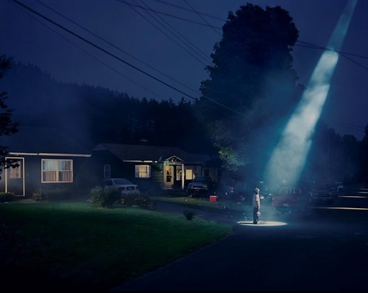 Gregory Crewdson’s Twilight photos – What you should know