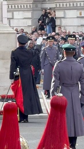 Prince Edward lays a wreath at the cenotaph for the war dead #princeedward #royalfamily #cenotaph #remberancesunday | Marks London reels