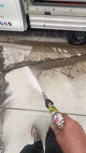 Softwash Cleaning #satisfying