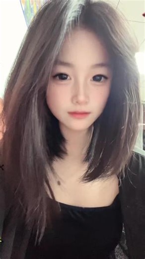 你明明说只要道歉就会得到原谅 可那天我的眼泪淌了很久 你也没看我一眼#黑发女孩子 #乖乖女