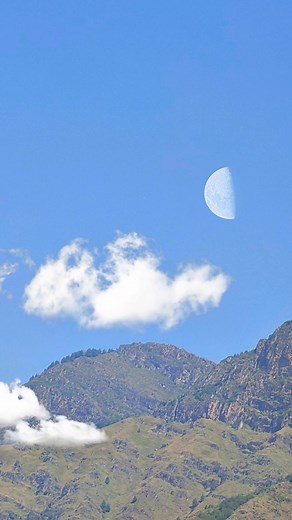 7.7M views · 14K reactions | While capturing the Moon, a mysterious...