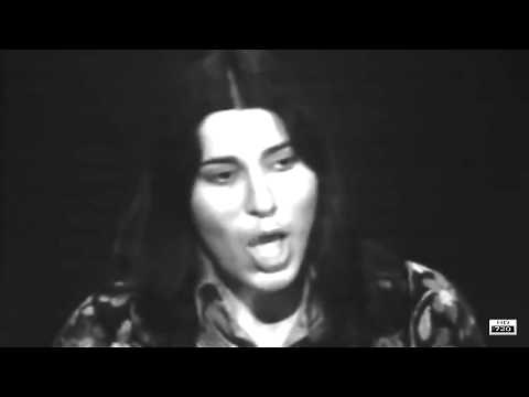 Mikis Theodorakis Maria Farantouri Sto Perigiali with English subtitles