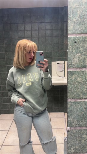 Jean Farts 💨 #ladyfarts #fart #viral #farts #love