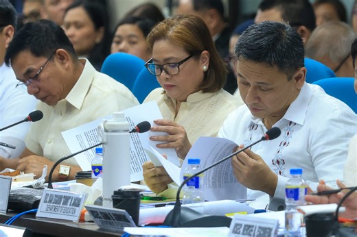 WATCH: Gerville Luistro calls out DepEd over 'delays' in rollout of ICT materials to schools