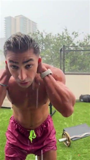 my workout routine is weatherproof rainyday fyp dallastx... #Shorts #fahiempop