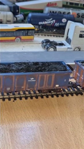 Na życzenie. Piko. Duet stonek. SM42-1083 + SM42-2173 Cargounit z weglarkami.