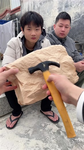 Learn Magic Tricks: Step-by-Step Teaching