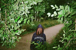 Baby Queen's 'Buzzkill' Is A Compact Manifesto | Clash Magazine Music News, Reviews & Interviews