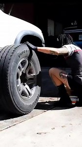 Finished up a sweet brake upgrade in 70 degree weather this weekend while all my friends have snow 😁 #Powerstop #FemaleMechanic #4Runner #TX | Fayehhadley