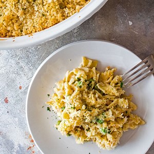 Creamy Tuna Noodle Casserole with Crispy Panko Breadcrumb Topping!