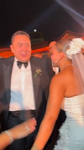 79K views · 538 reactions | what a beautiful bride懶 #momentmakers_coverage #wedding #lovevibes #bride #dance | Moment Makers | Facebook