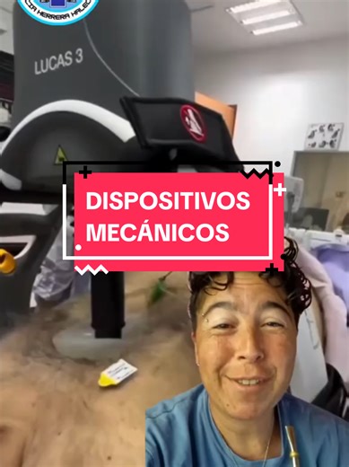 🫀 AHA 2025 y RCP: ojo con los dispositivos mecánicos Las nuevas guías AHA 2025 son claras 👀 👉 NO recomiendan el uso rutinario de dispositivos mecánicos de compresiones. ¿Por qué? Porque las compresiones manuales, bien hechas, siguen siendo el estándar de oro 💪👐 Son más rápidas de iniciar, más fáciles de ajustar y, en la mayoría de los escenarios, más efectivas. 🔧 ¿Entonces no sirven para nada? Sí sirven, pero solo en situaciones específicas: ✔️ Espacios reducidos ✔️ Traslados prolongados ✔