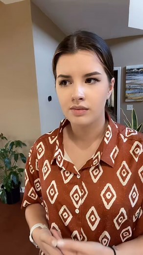 Reply to @danacolando spoiler alert, I did end up crying in front of this table #fyp #part2 #serverlife #skit | Marianne Faith