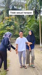 546K views · 7.8K reactions | Aku kira nomer handphone 藍 #reels #reelsfacebook #reelsinsta #instareels #trending #trend #viral #lucu #reelsvideo #videolucu #komedi #kocak #ngakak #lucu #parody #fyp #viral #foryoupage #facebookreels #foryou #hiburan | Palukti Putri | Facebook