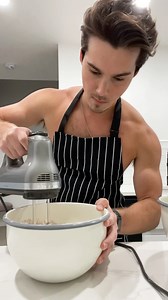@carolynnshada needed my help baking cookies for a bachelorette party…how’d I do ladies? 😏🍪 | Jeremy Shada