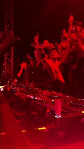 Cloudy Owns Sicily’s Biggest Day Rave