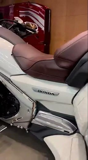 3-Wheeled Motorcycle Explained | Features, Safety & Why Riders Love It