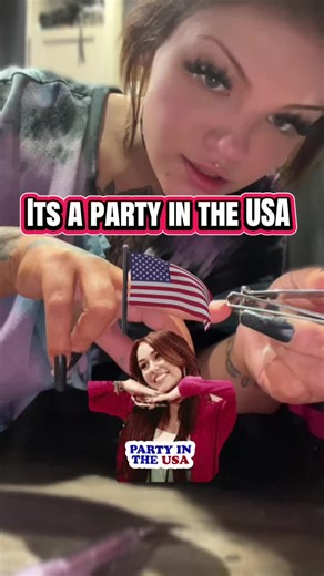 💫✨🦋Earth Angel🦋✨💫 (@earthangelnicole111)’s videos with Party In The U.S.A. - Miley Cyrus