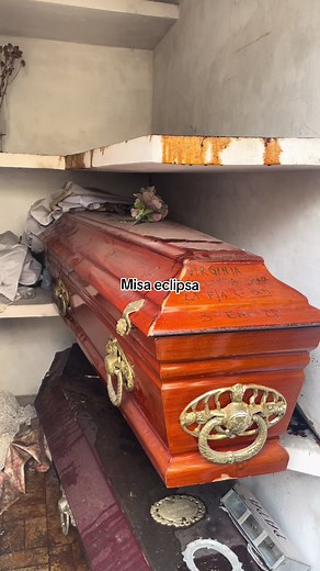 Misa eclipsa en cementerio: ritual oscuro explicado