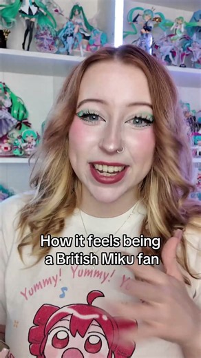 Hatsune Miku does NOT speak to British people~ #hatsunemiku #miku #british #vocaloid #mikufigure