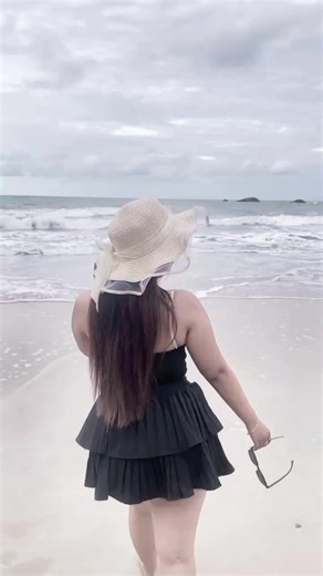Relaxing Beach Moments for Ultimate Chill