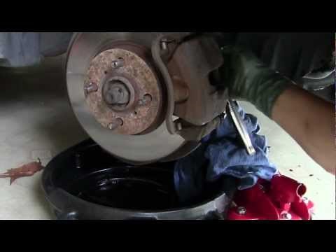 How To Change Front Brakes - 96 Toyota Corolla