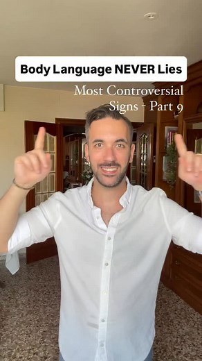 Stefano | Consumer Psychology on Instagram: "Comment ‘DECODE’ to get Free access to the Body Language Platform And Get to Read People Like a Book in ANY Situation! Body Language NEVER Lies! 💯 Did you know the psychological meaning of these signs? #nonverbal #bodylanguage #nonverbalcues #consumerpsychology #performancemarketing"