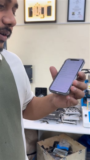 MOBILE HUB GHATKOPER on Instagram: "iPhone 12 storage 64 to 256 😍😍😍 #mobilerepair #mobilerepairservice #display #greenrepair #mobilephotography #iphone #flex #greenscreen #flex #samsung #fold"