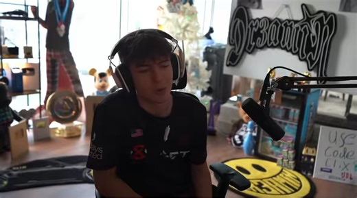 Bloodx says Clix & Higgs are the greatest duo in the worldWhat kind of PR training did unc get before this video?😭