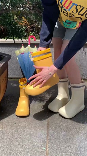 Solid-color non-slip rain boots #footwear #rainboots #fypシ