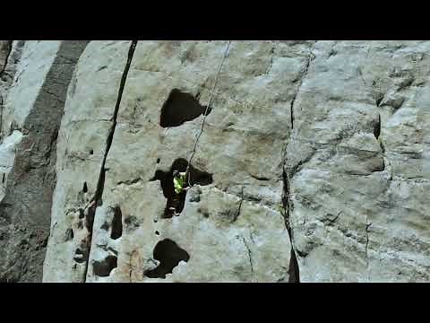 Discovering Shilajit: Extraction Process from the Himalayas