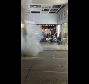 Electric bike explodes and catches fire on road in Guangdong, China