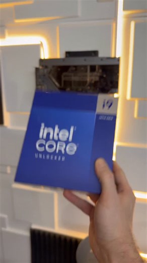 How to update your motherboard bios and upgrade your cpu. This just seems scary just make sure not to turn off your pc & don’t touch anything. Definitely checkout a ups system as they give you peace of mind across the board. #intel #gamingpc #pctips #pcupgrade #pcbuild | CircuitBoredd