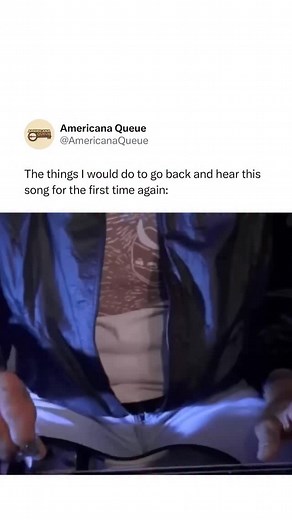 Neil Young’s Harvest Moon is widely treasured because it represents a return to the calm, acoustic sound that first defined his career. Released in 1992, the song echoes the spirit of his 1972 album Harvest, creating a sense of continuity across two decades. Young wrote it as a celebration of long-lasting love—simple, steady, and strengthened over time—which gives the track its warm emotional pull. With its gentle melody, soft harmonies, and nostalgic glow, Harvest Moon became one of Young’s mos