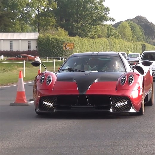 INSANE supercar accelerations! | Lovecars