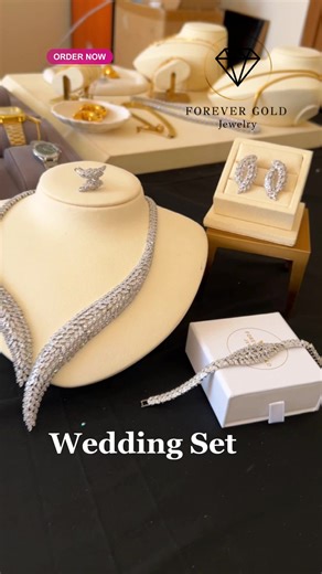 ✨ SHOP NOW! Sedkan arooska discount buu ku jiraa. Locationka: Calamada, Hargeisa Online delivery waa diyar. WhatsApp ama call : 0634170484 #forevergold_jewellry