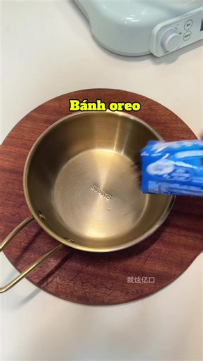 Cách làm bánh brownie Oreo tại nhà