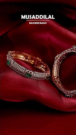 Exquisite Gold Bangles with Emeralds & Diamonds | Musaddilal Basheerbagh Luxury Jewellery Designs