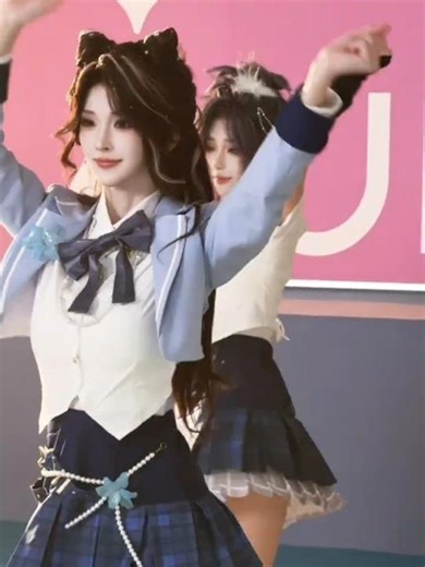 Why are they all cartoon faces? #佐希 #小奶糖 #纸鱼