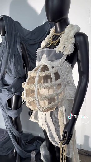 Would you wear one of these iconic wet-look dresses? #dipetsa #designer #greek #wetlook #pregnant #fashion