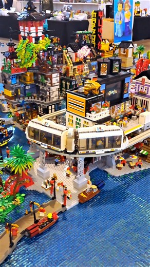Asian LEGO Ninjago City diorama ComicCon Stuttgart #legoninjago #legoninjagocity #ninjagocity #lego