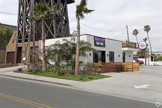 16305 Pacific Coast Hwy, Seal Beach, CA 90740 - Seal Beach Commercial Building | LoopNet
