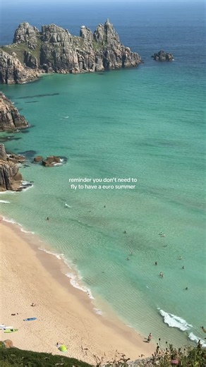 Mini guide to Cornwall🌊🐚🌞💕 Stay: check out my @airbnb storefront (link in bio) for my shortlisted Cornwall Airbnbs. We stayed at a beautiful seafront property in Kingsand which is linked there! Best spots: Lantic Bay Hallane Beach Polstreath Beach Harlyn Bay St Ives Porthgwarra Beach Pedn Vounder Beach Pedn Vounder Beach Treyarnon Bay Nanjizal Bay One of the best things I’d suggest is to walk some part of The South West Coast Path, it’s a designated national trail stretching 630 miles and fo