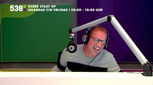 Daar is-ie weer! Onze vaste Prins Bernhard imitator belde weer spontaan in tijdens Evers Staat Op! 😂 Hele fragment > 538.to/2I85jIM | Evers & co.