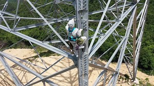 16K views · 726 reactions | See how a technician climbs transmission tower to inspect ultra-high voltage transmission lines in China's Shanxi to ensure power supply as the electricity demand increases in summer. | China Xinhua News | Facebook