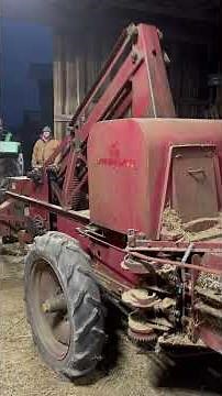 NEW HOLLAND SUPER 77 REBALING 4th Cutting Grass Round Bales