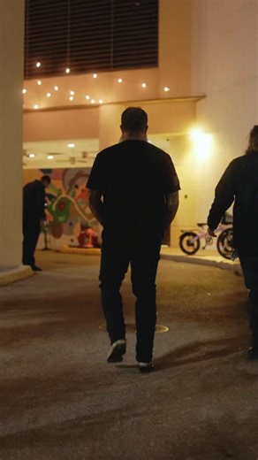 Not sure why the beard grew out white, but f*ck it - we’re rolling with it 🤝. Week 1 in the books on the 2026 American Tour 🇺🇸 Tickets available at the link in bio. | Aaron Lewis