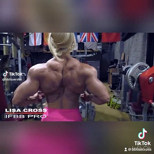 Weekend Fitness Motivation with Lisa Cross | Bodybuilding Inspiration
