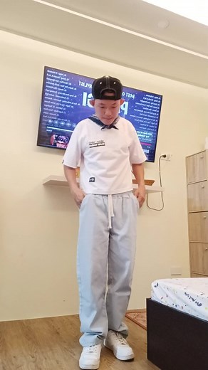 RapRap Clothing V4: Hip Hop Outfit Trends for You